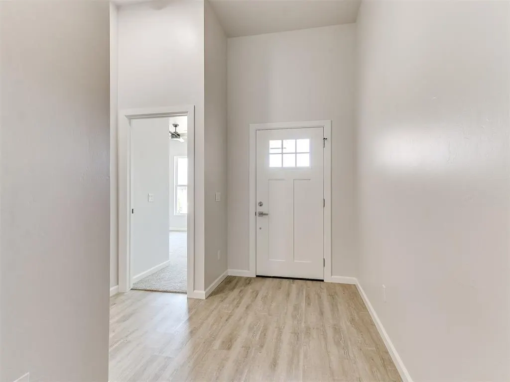 Photo 2 — 7236 NW 152nd Street, Edmond, OK 73013