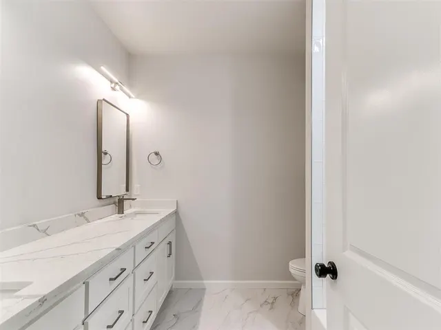 Photo 5 — 7236 NW 152nd Street, Edmond, OK 73013