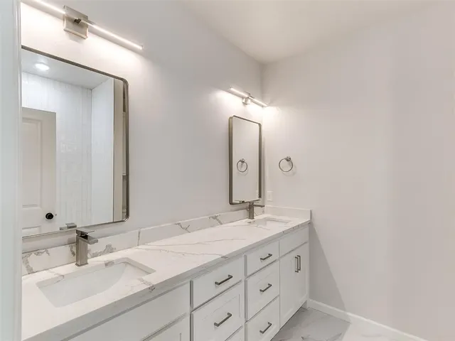 Photo 6 — 7236 NW 152nd Street, Edmond, OK 73013