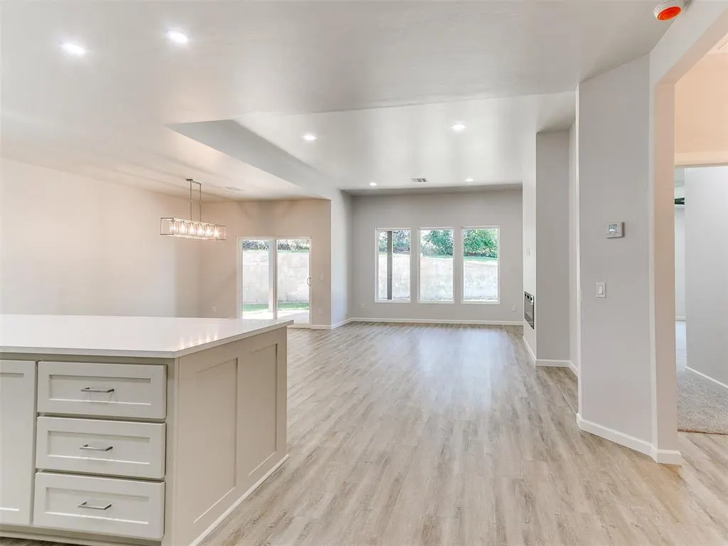 Photo 13 — 7236 NW 152nd Street, Edmond, OK 73013