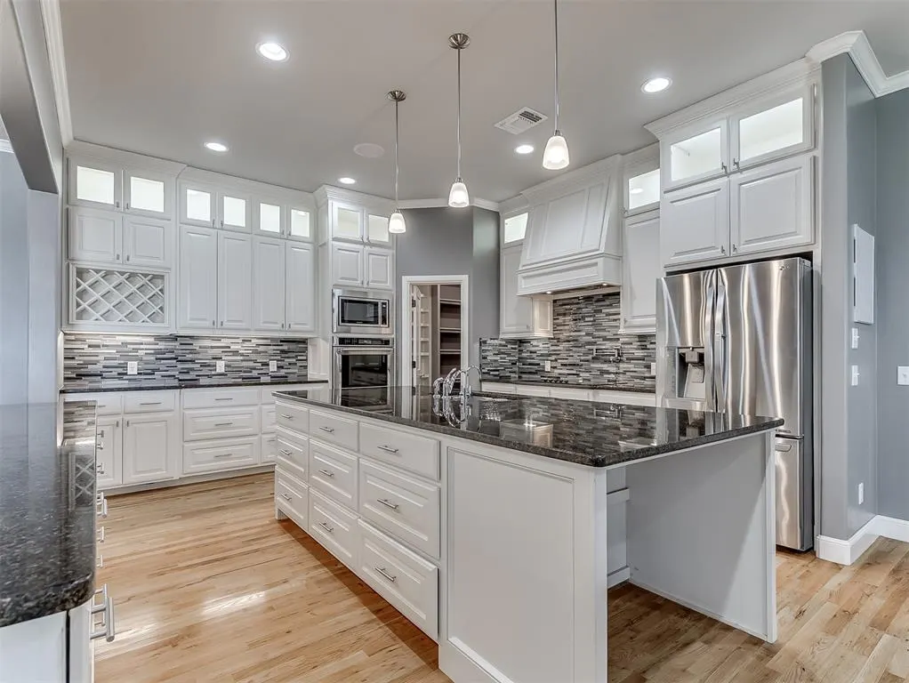 Photo 9 — 3101 Firefly Drive, Norman, OK 73071