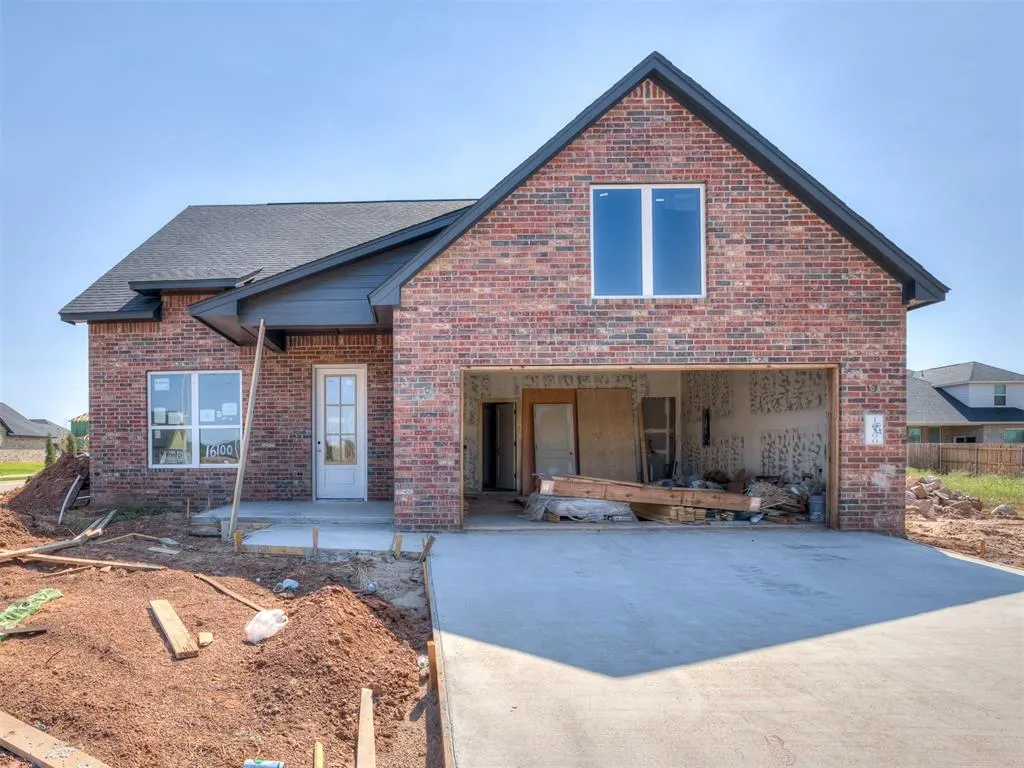 Photo 2 — 16100 Segovia Drive, Oklahoma City, OK 73170