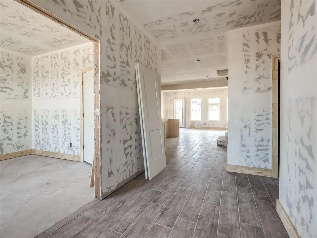 Photo 6 — 16100 Segovia Drive, Oklahoma City, OK 73170