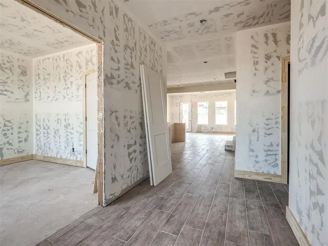 Photo 6 — 16100 Segovia Drive, Oklahoma City, OK 73170