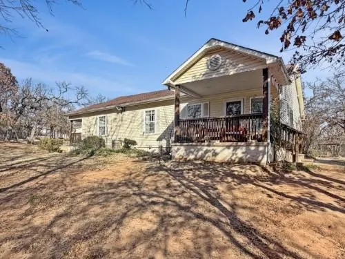 Front exterior — 13207 Tatge Circle, Norman, OK 73026