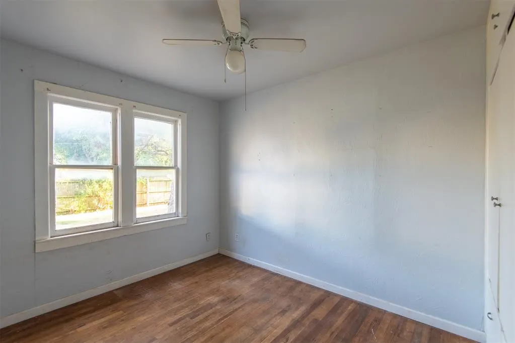 Photo 5 — 11 S Walnut Street, Edmond, OK 73003