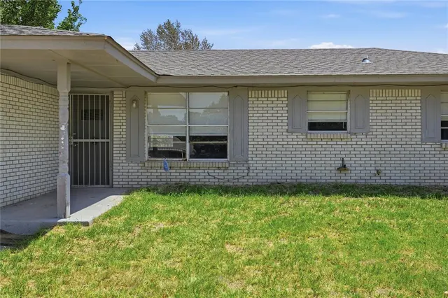 Photo 3 — 4808 Sunset Terrace, Spencer, OK 73084
