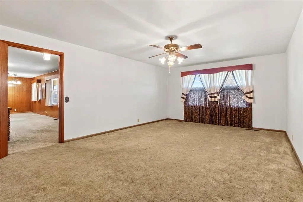Photo 3 — 601 N Kansas Street, Weatherford, OK 73096