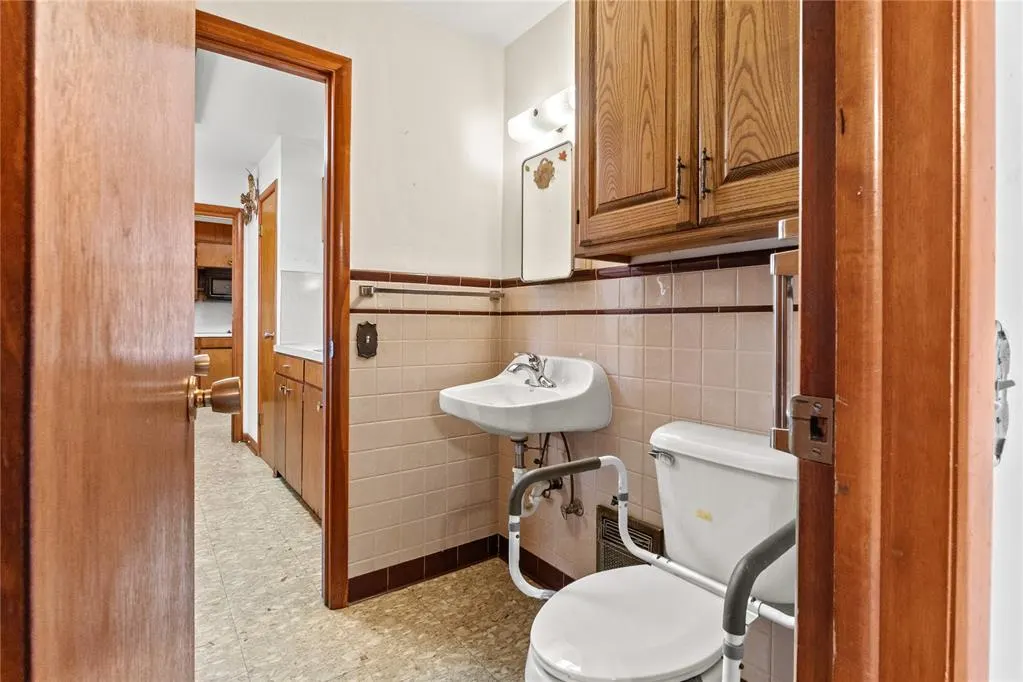 Photo 15 — 601 N Kansas Street, Weatherford, OK 73096