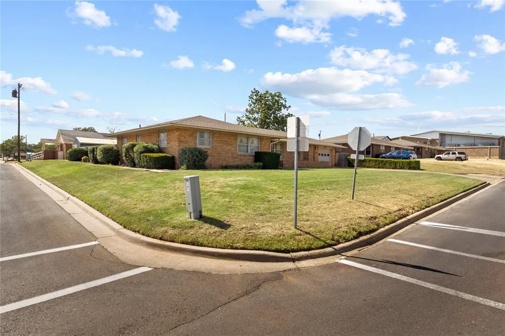 Photo 31 — 601 N Kansas Street, Weatherford, OK 73096