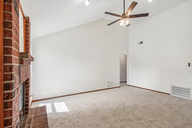 Photo 6 — 1924 Oakwood East Boulevard, Midwest City, OK 73130