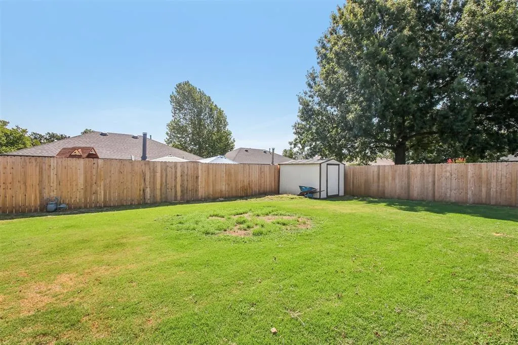 Photo 31 — 1924 Oakwood East Boulevard, Midwest City, OK 73130