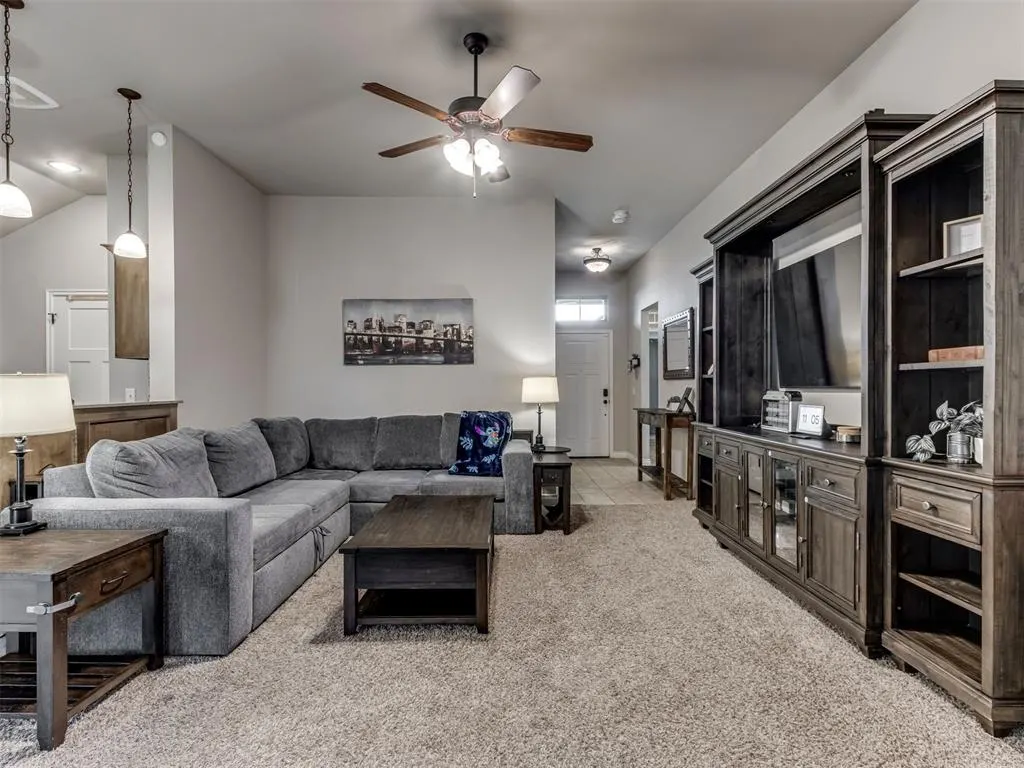 Photo 6 — 2612 NW 183rd Street, Edmond, OK 73012