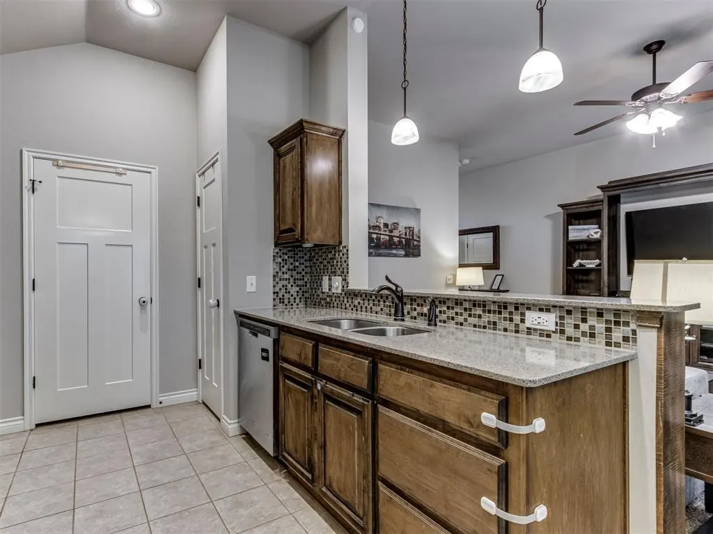 Photo 9 — 2612 NW 183rd Street, Edmond, OK 73012