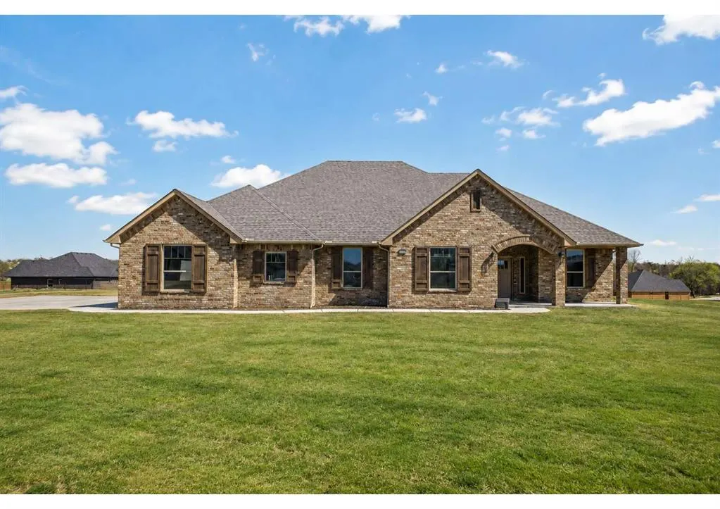 Front exterior — 1185 Wolf Creek Drive, Blanchard, OK 73010