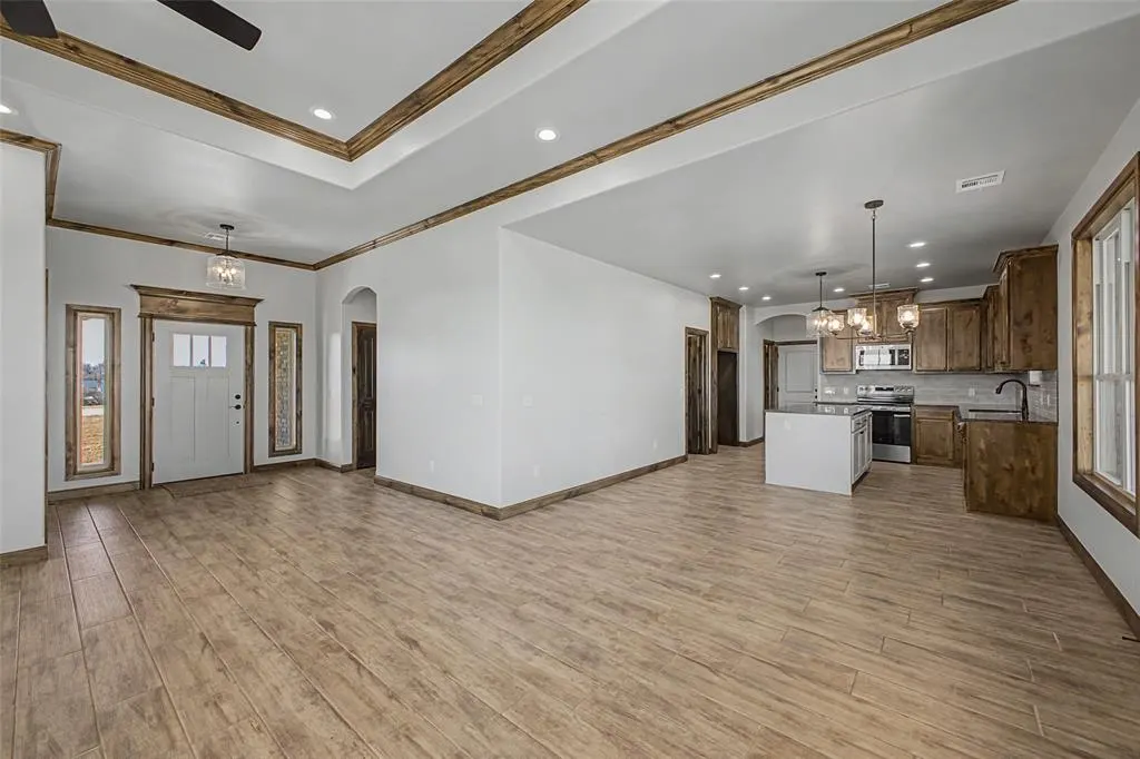Photo 4 — 1185 Wolf Creek Drive, Blanchard, OK 73010