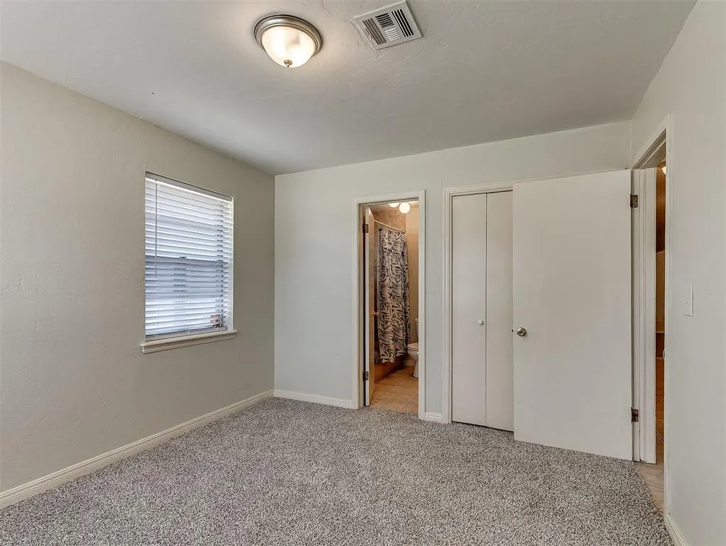 Photo 26 — 111 Oakside Drive, Moore, OK 73160