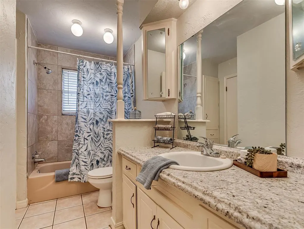 Photo 28 — 111 Oakside Drive, Moore, OK 73160