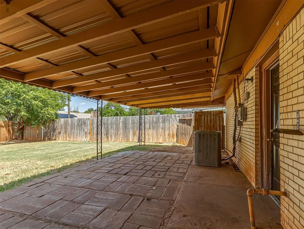 Photo 32 — 111 Oakside Drive, Moore, OK 73160