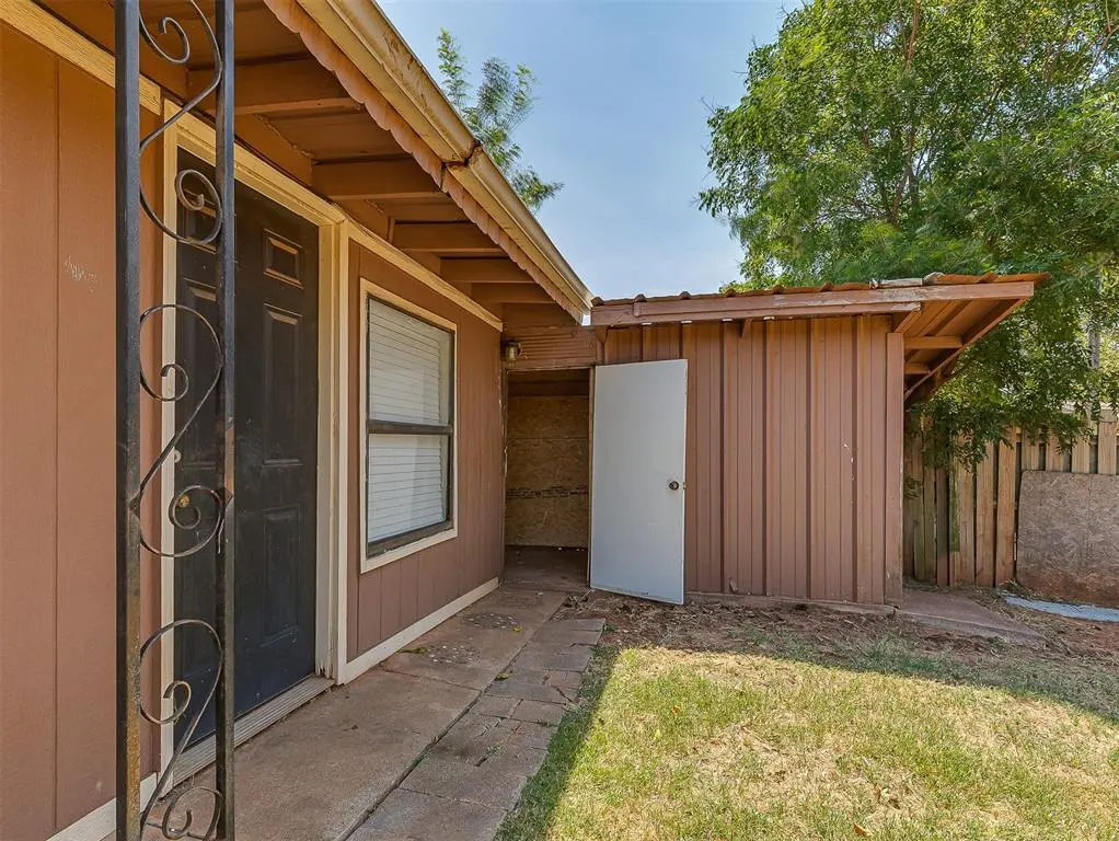 Photo 34 — 111 Oakside Drive, Moore, OK 73160