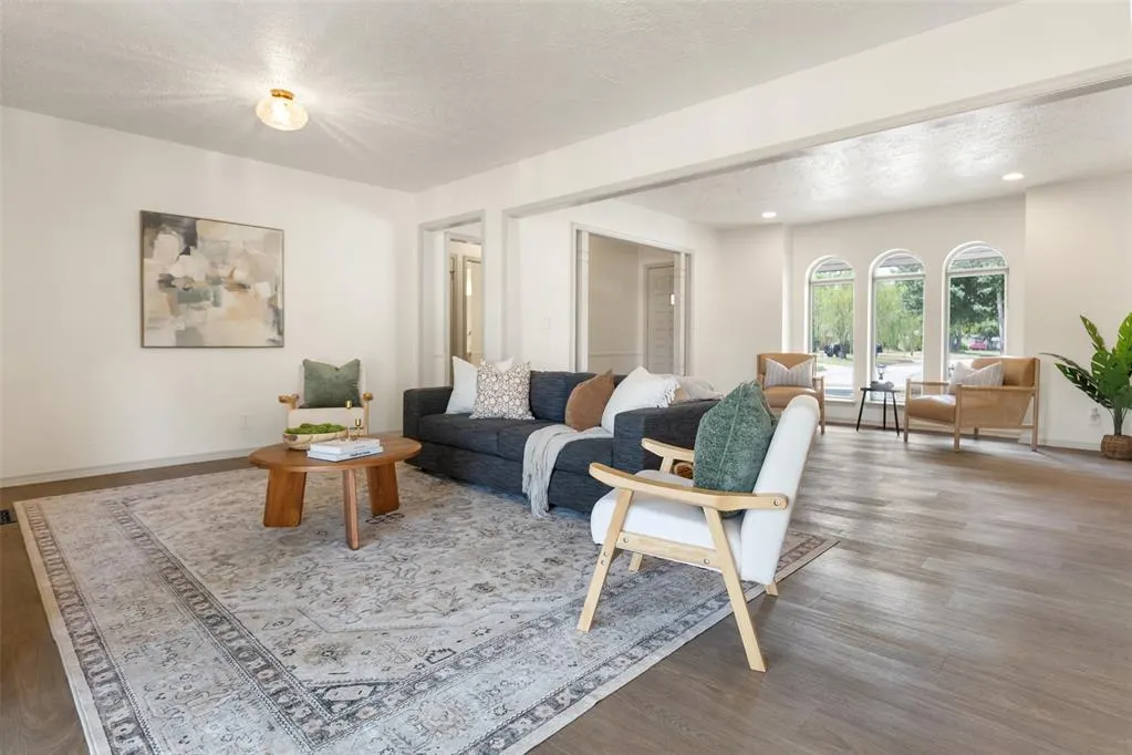 Photo 6 — 1605 Cinderella Avenue, Norman, OK 73072