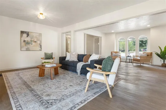 Photo 6 — 1605 Cinderella Avenue, Norman, OK 73072