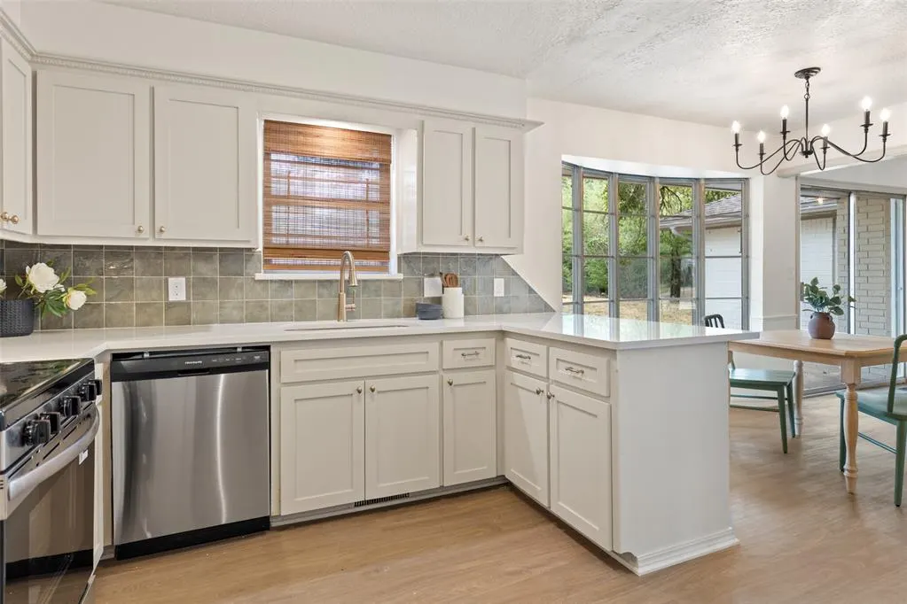 Photo 12 — 1605 Cinderella Avenue, Norman, OK 73072