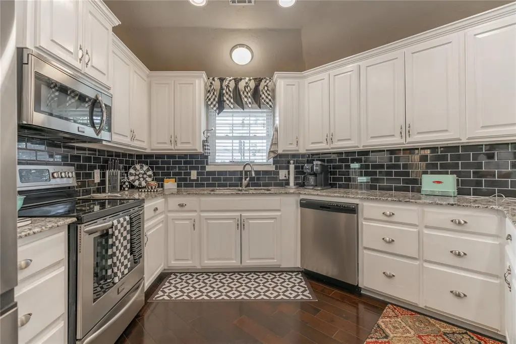 Photo 11 — 10001 Harvest Hills Road, Oklahoma City, OK 73162