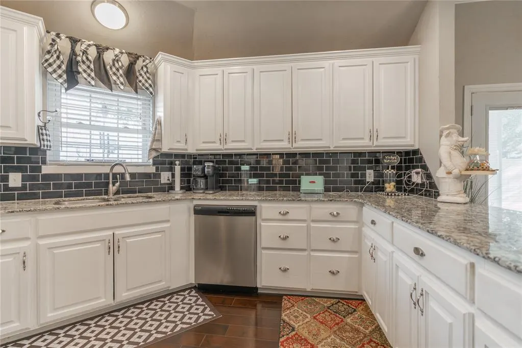 Photo 12 — 10001 Harvest Hills Road, Oklahoma City, OK 73162