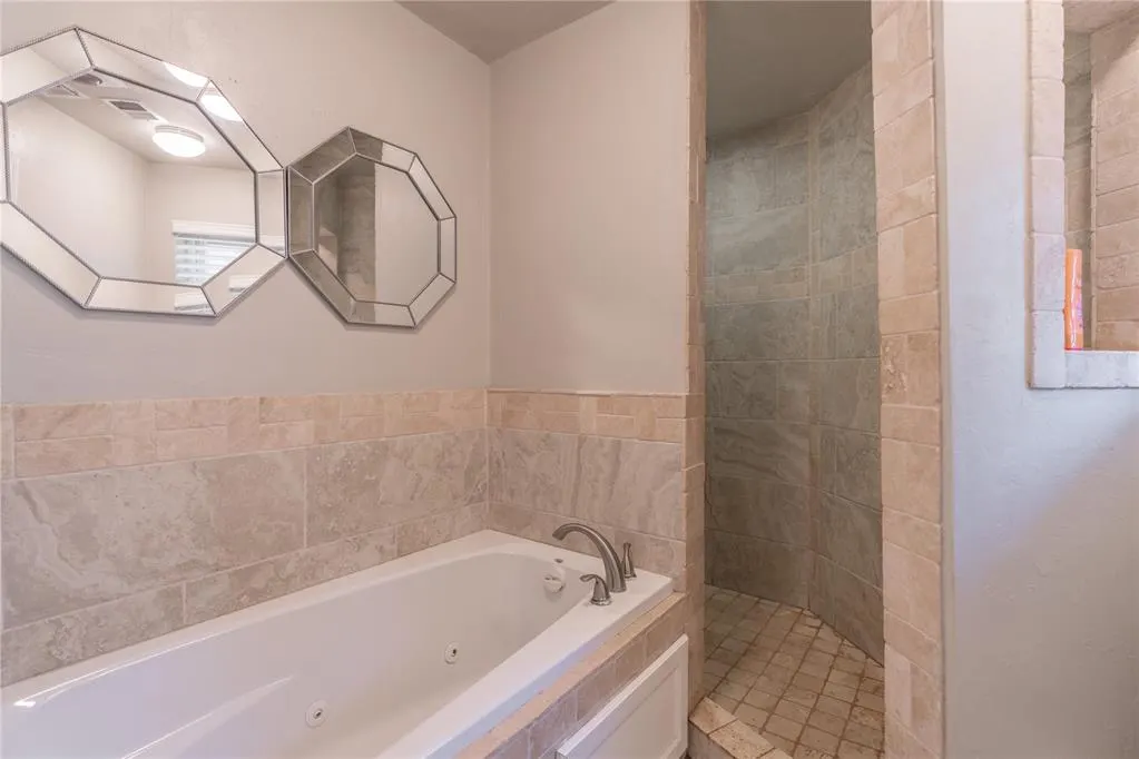 Photo 22 — 10001 Harvest Hills Road, Oklahoma City, OK 73162