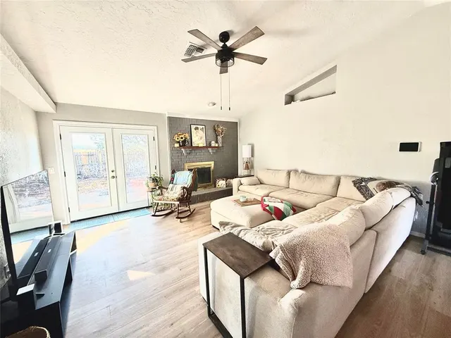 Photo 3 — 900 Polk Street, Altus, OK 73521