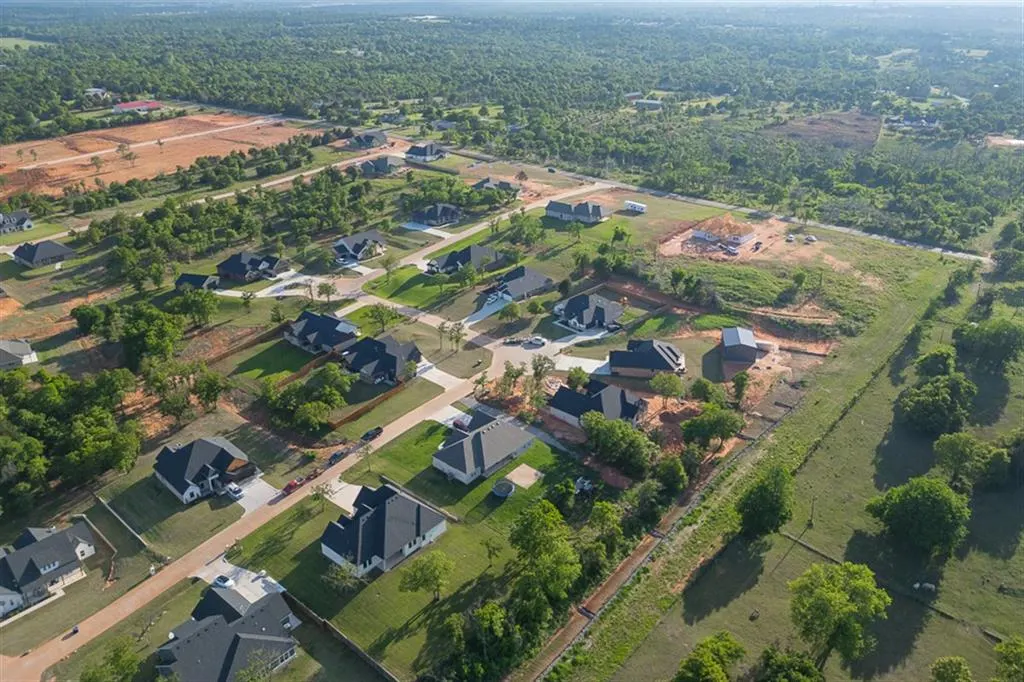 Photo 47 — 3072 Road Runner Court, Guthrie, OK 73044