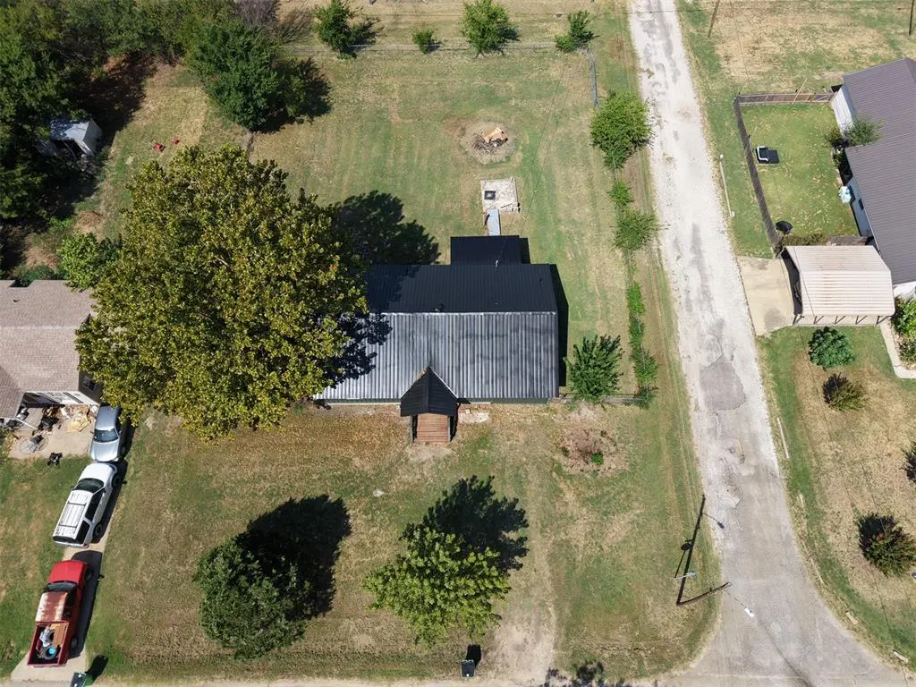 Photo 6 — 817 N 4th Street, Okemah, OK 74859