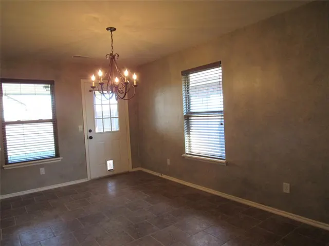 Photo 8 — 17516 Black Hawk Drive, Edmond, OK 73012