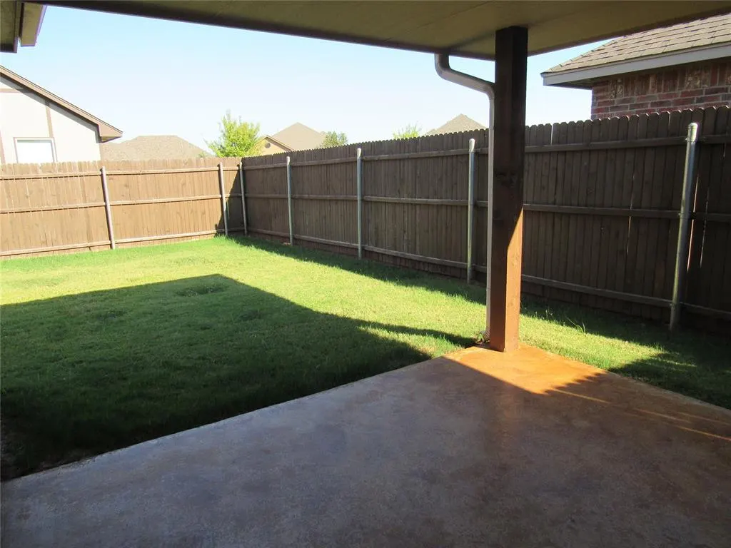Photo 23 — 17516 Black Hawk Drive, Edmond, OK 73012