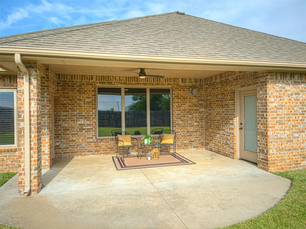 Photo 23 — 14004 Georgian Way, Yukon, OK 73099