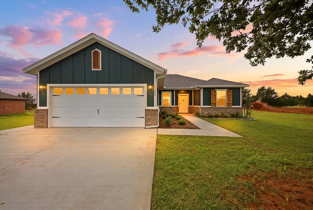 Front exterior — 11473 Ward Road, Edmond, OK 73044