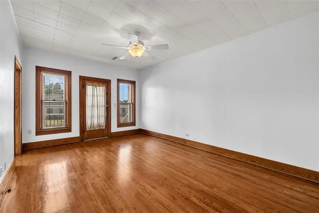 Photo 6 — 711 S Barker Avenue, El Reno, OK 73036