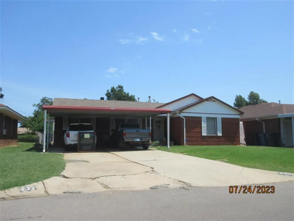 Front exterior — 233 E Key Boulevard, Oklahoma City, OK 73110