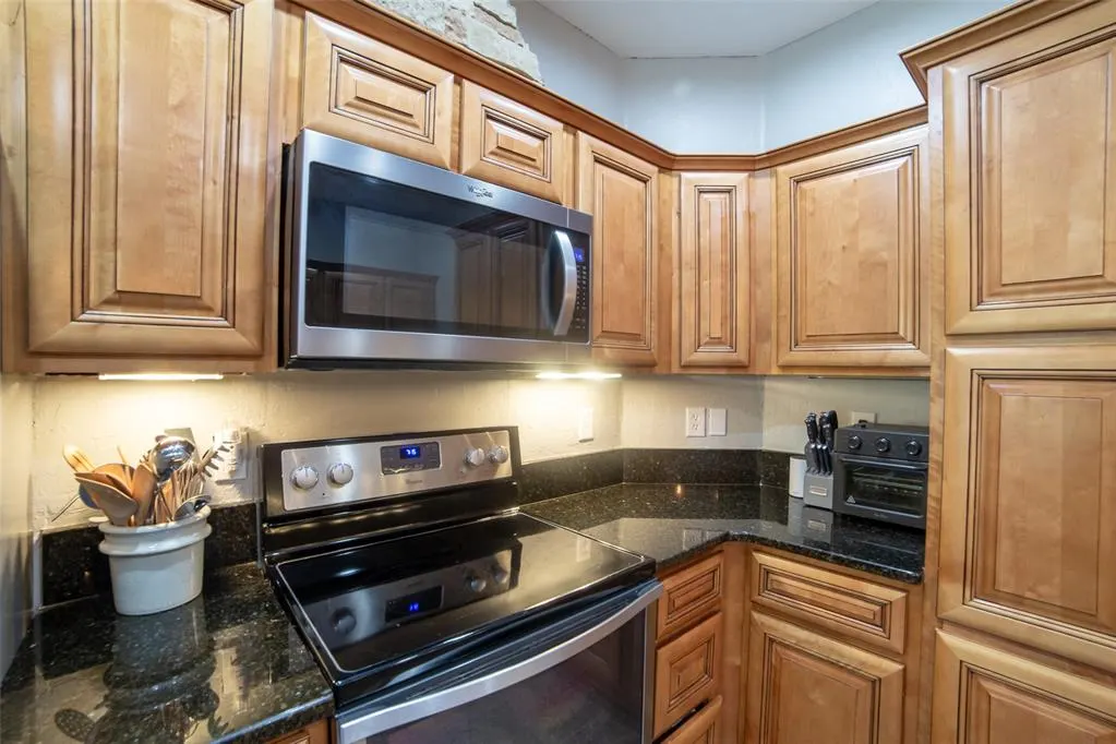 Photo 14 — 22176 Panther Run Road, Luther, OK 73054