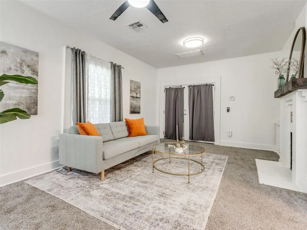 Photo 5 — 812 NW 21st Street, Oklahoma City, OK 73106