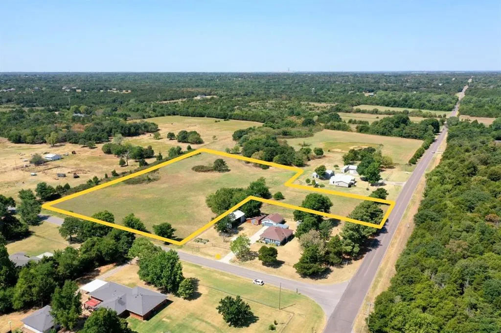Front exterior — 0000 N Henny Road, Jones, OK 73049