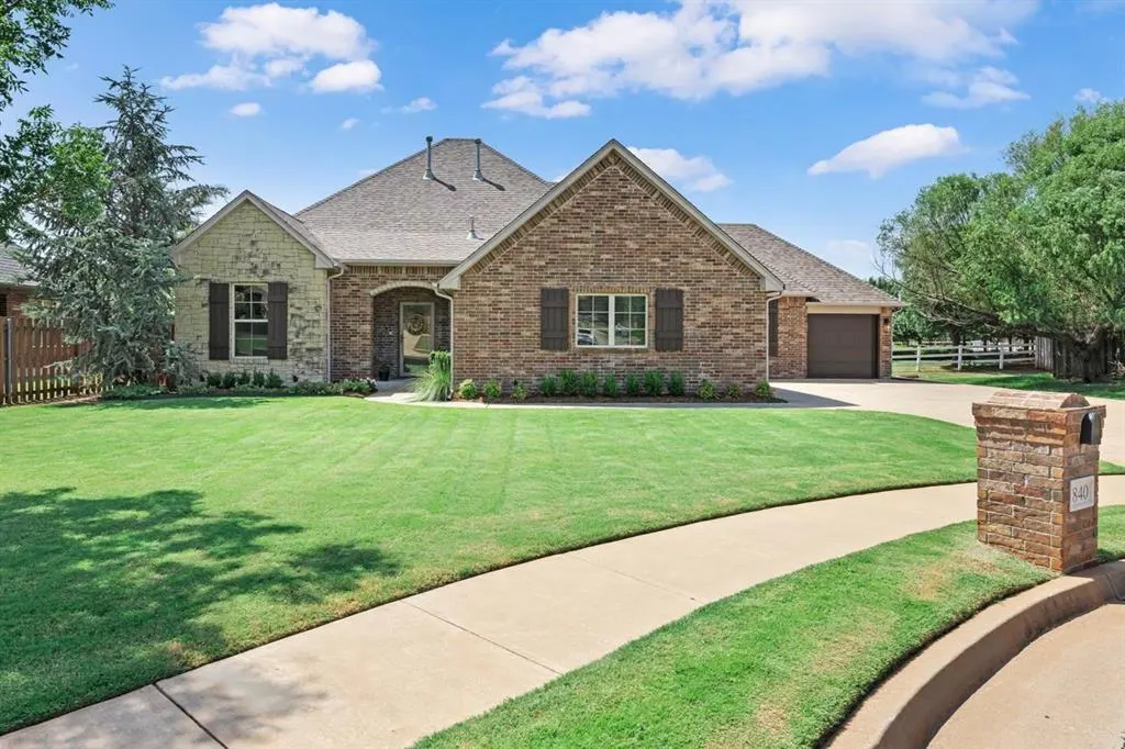 Front exterior — 840 Sea Biscuit Drive, Edmond, OK 73025