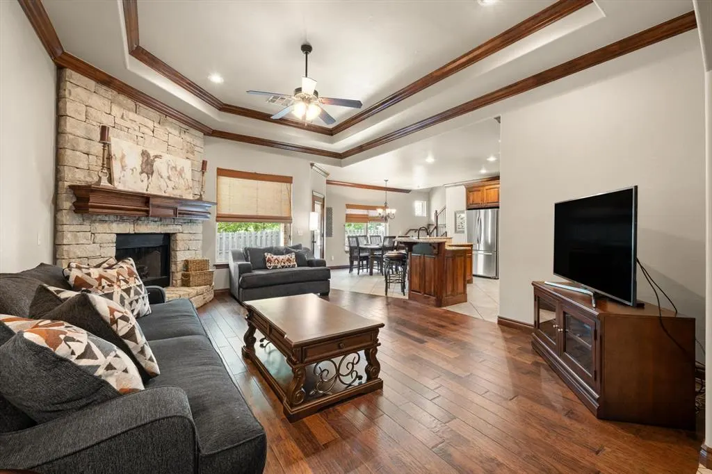 Photo 3 — 840 Sea Biscuit Drive, Edmond, OK 73025