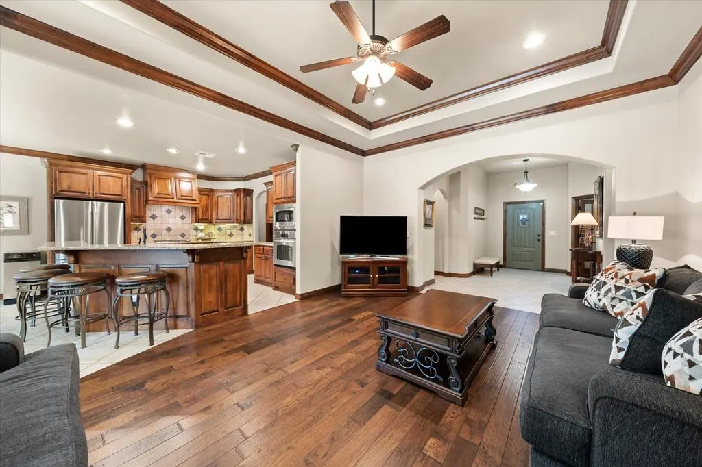 Photo 6 — 840 Sea Biscuit Drive, Edmond, OK 73025