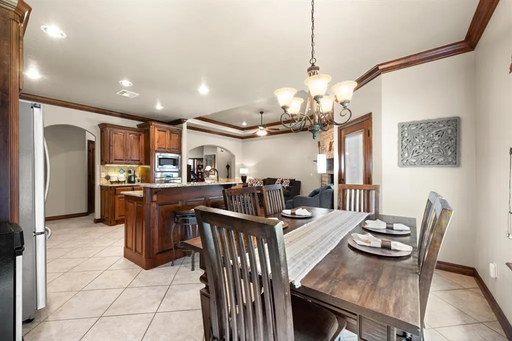 Photo 10 — 840 Sea Biscuit Drive, Edmond, OK 73025