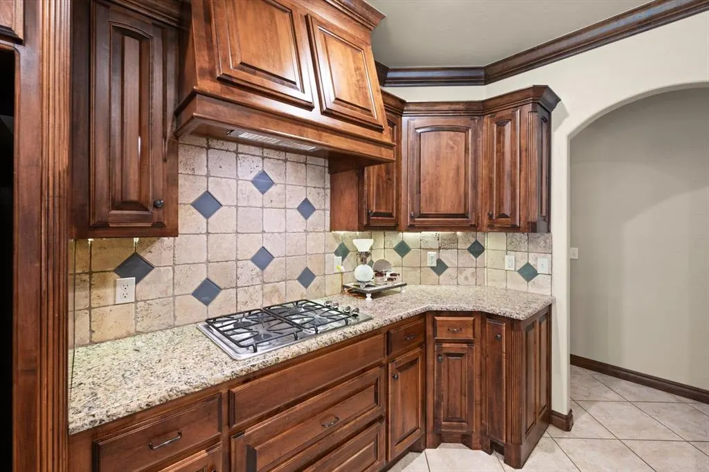 Photo 13 — 840 Sea Biscuit Drive, Edmond, OK 73025