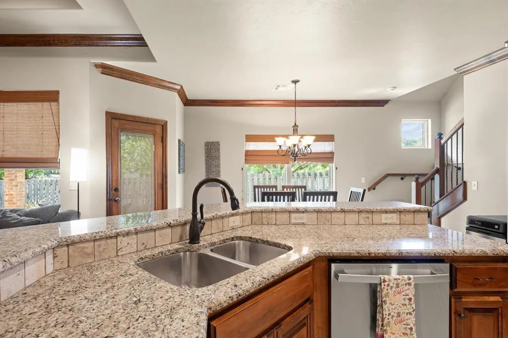 Photo 15 — 840 Sea Biscuit Drive, Edmond, OK 73025