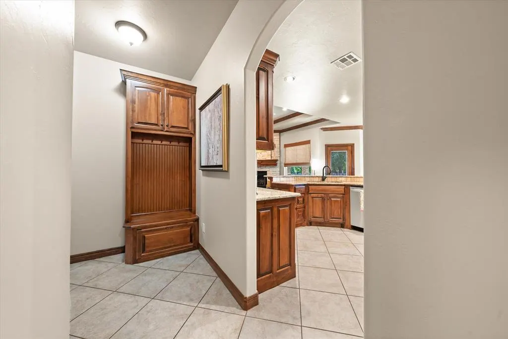 Photo 33 — 840 Sea Biscuit Drive, Edmond, OK 73025