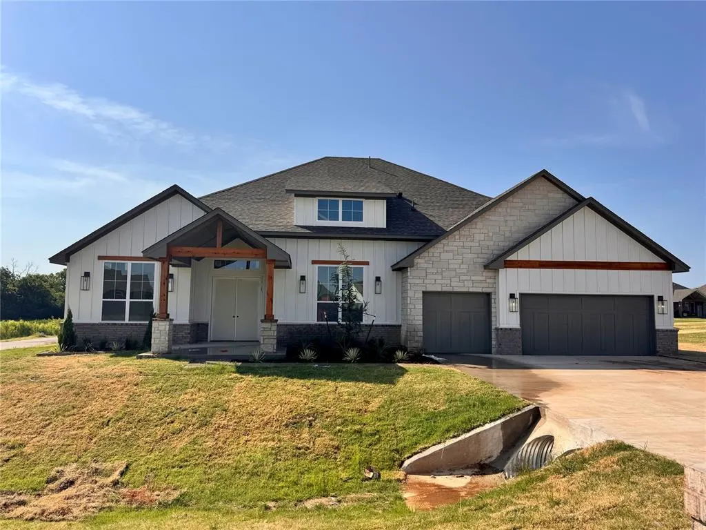 Front exterior — 4076 Blue Ridge Avenue, Newcastle, OK 73072